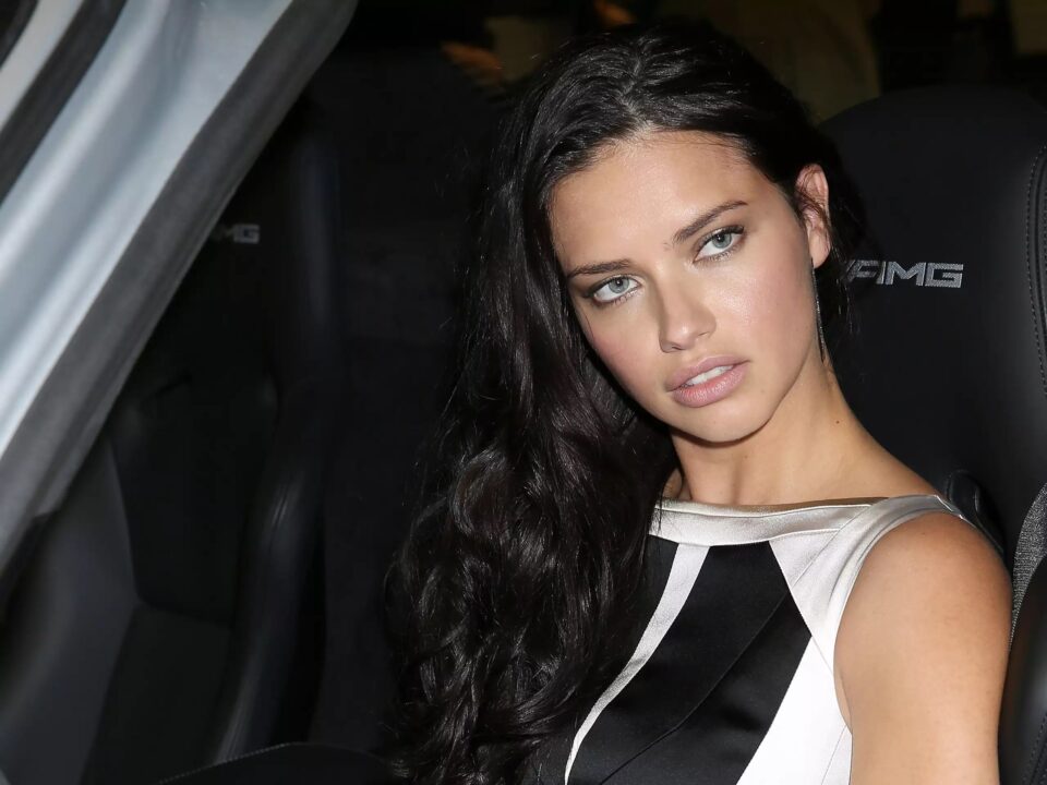 Adriana Lima 18