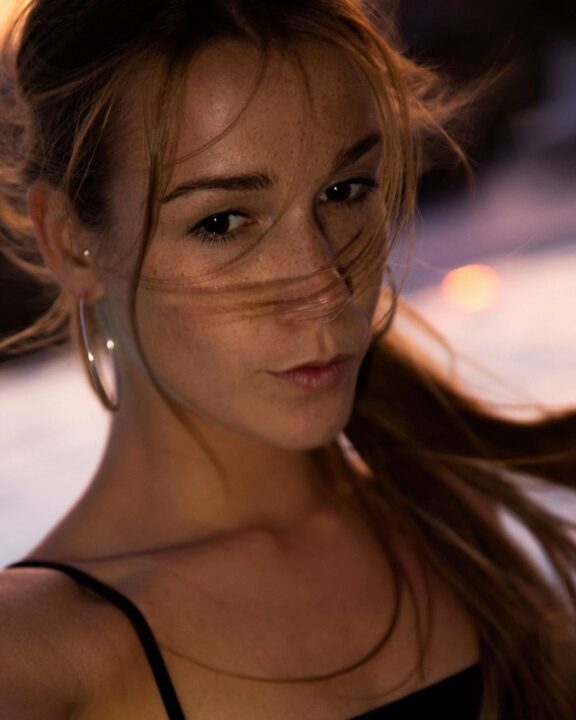 Alexis Crystal 03