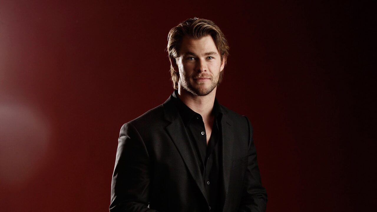 Chris Hemsworth 23