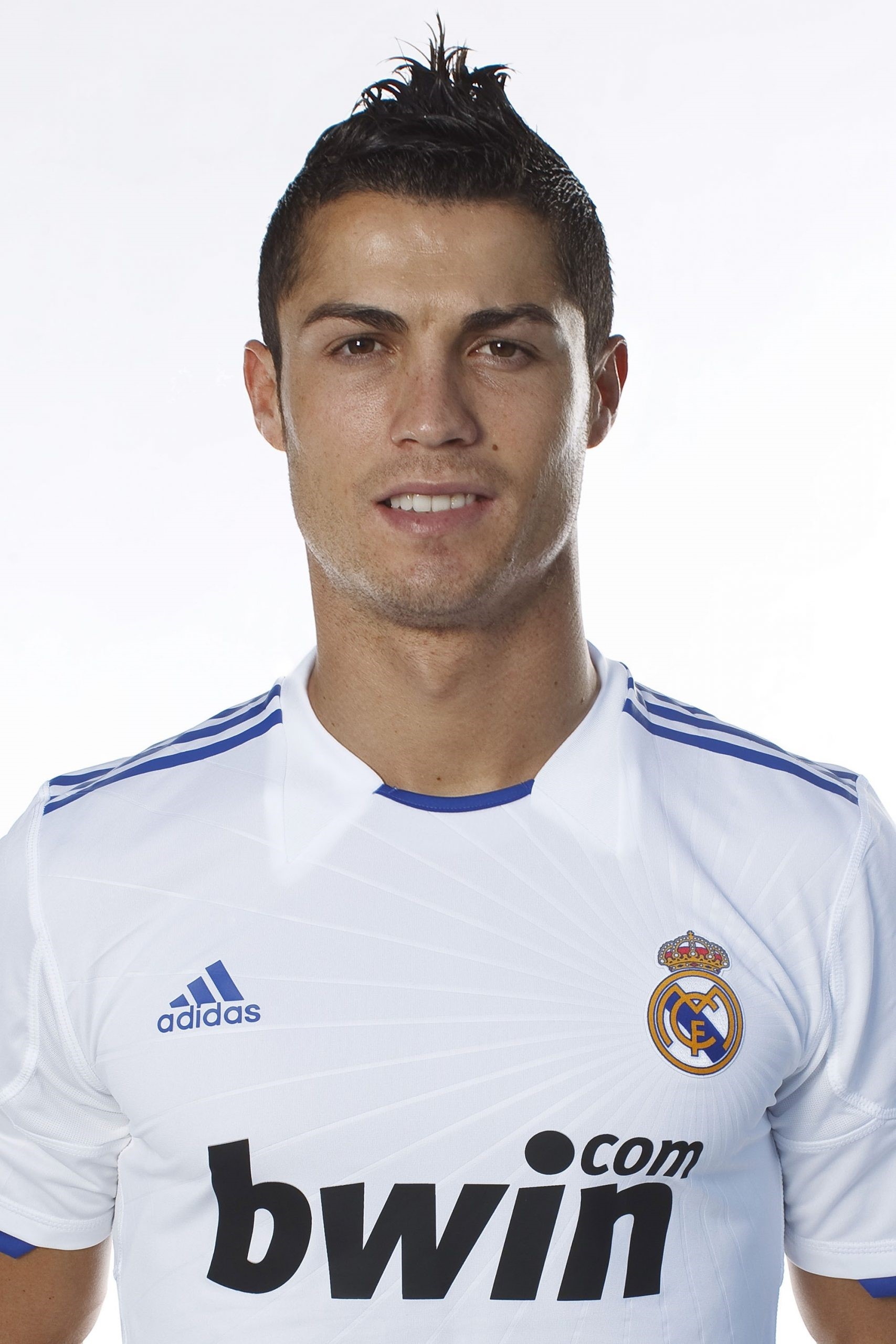 Cristiano Ronaldo Biographies, Galleries, Wallpapers, Photos And Pictures