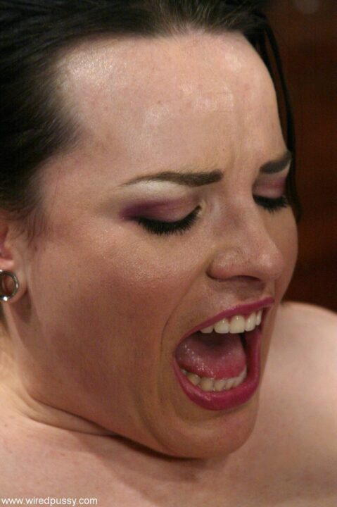 Dana DeArmond 24