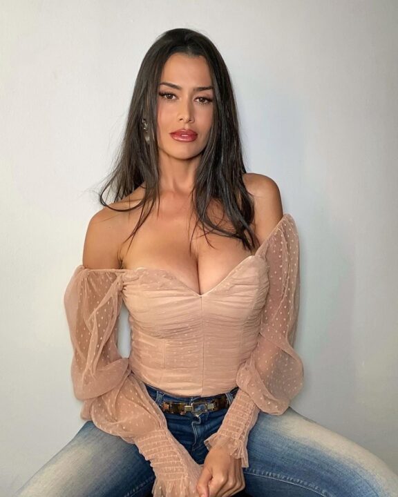Eva Padlock 26