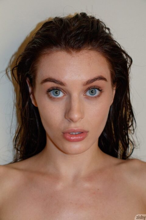 Lana Rhoades 18