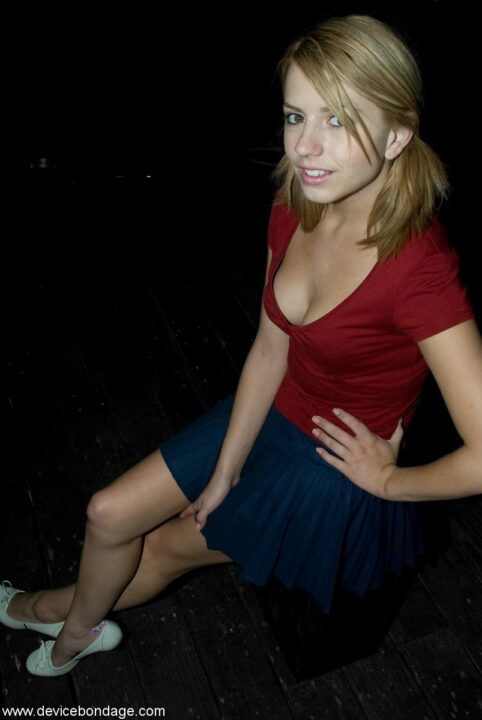 Lexi Belle 21