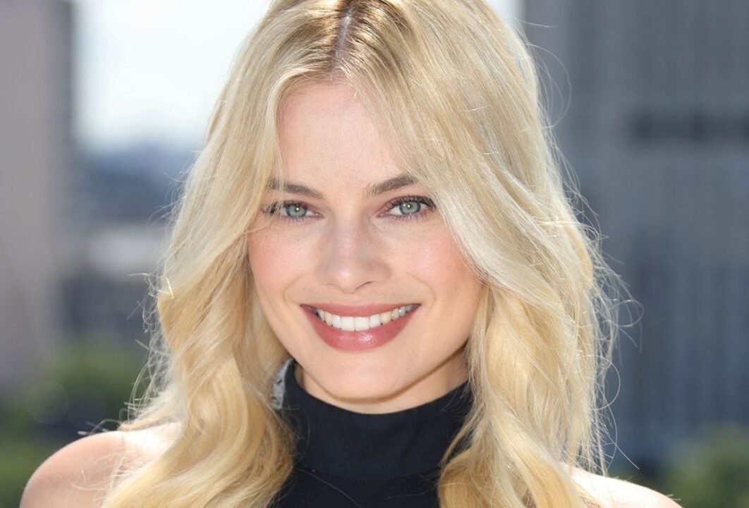 Margot Robbie 50