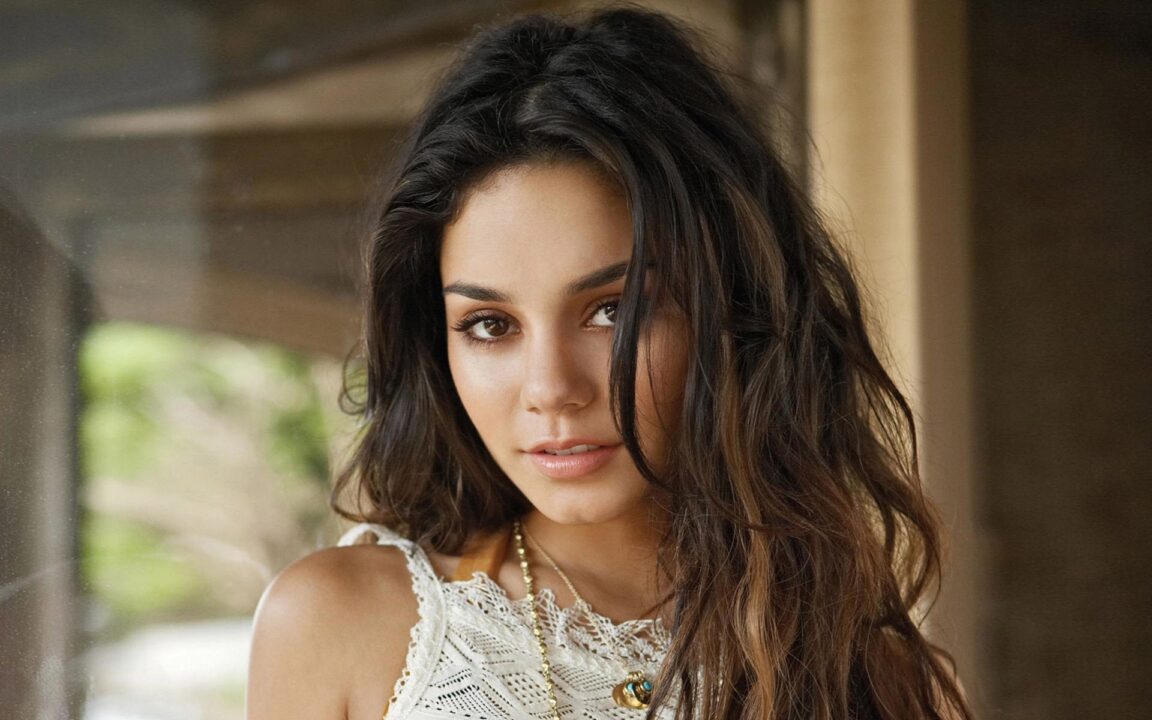 Vanessa Hudgens 07