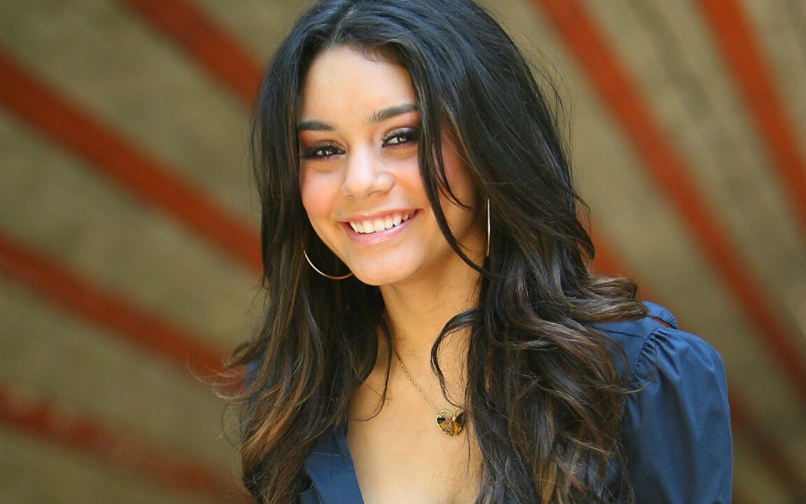 Vanessa Hudgens 11