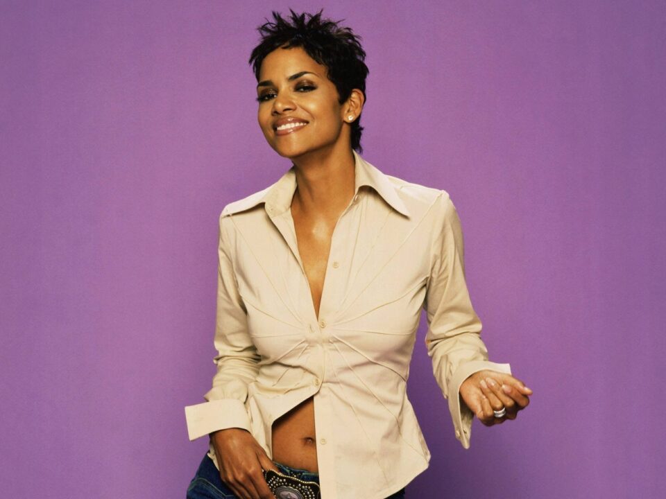 Halle Berry 16