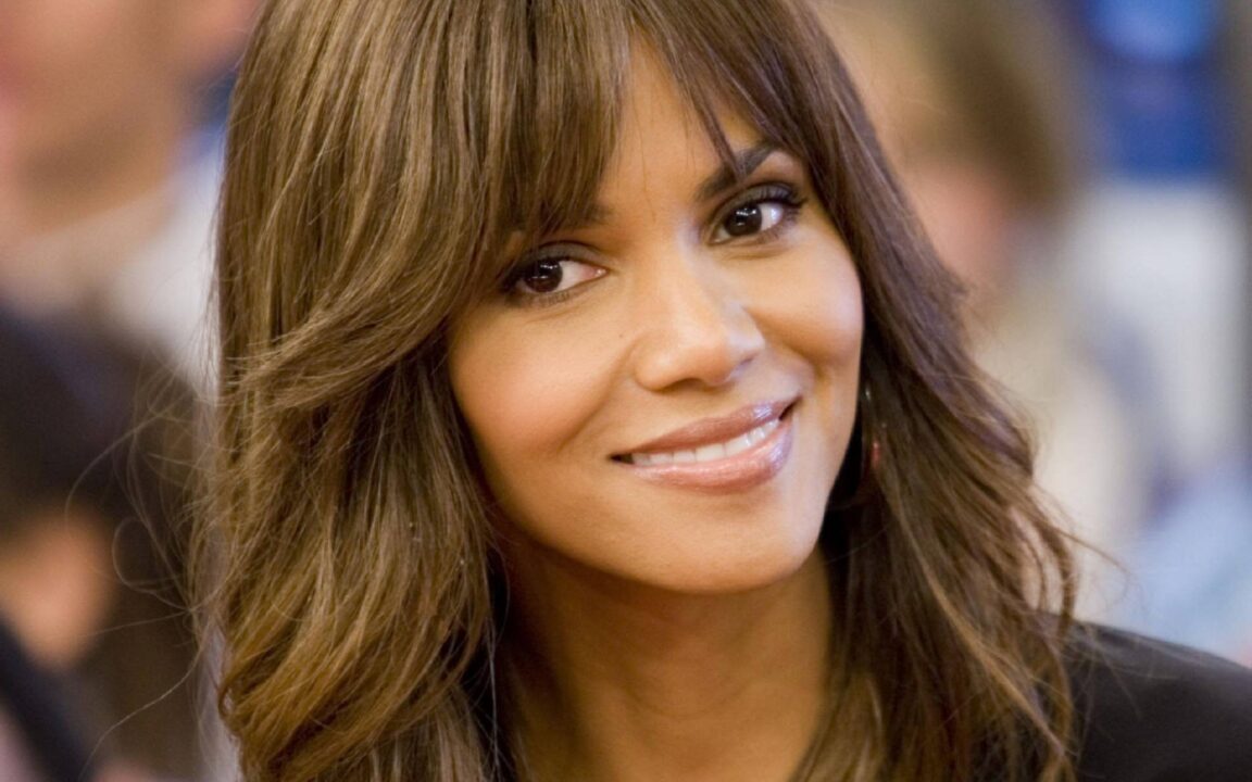 Halle Berry 19
