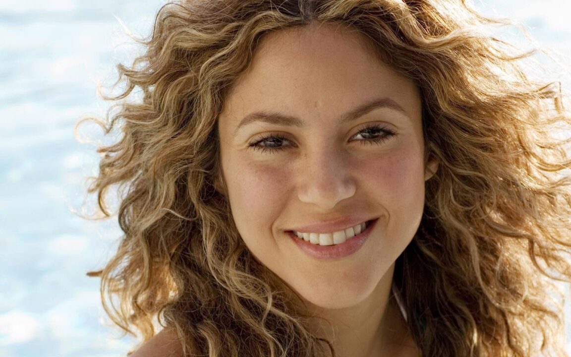 Shakira 09