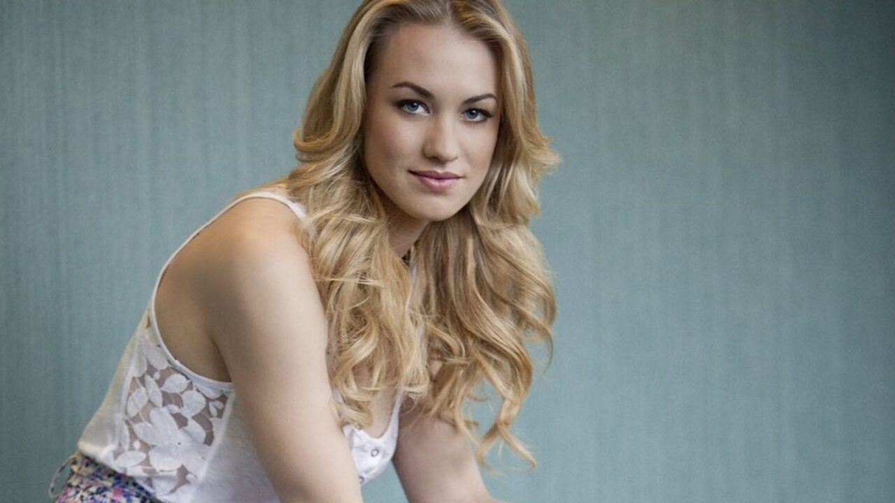 Yvonne Strahovski 12
