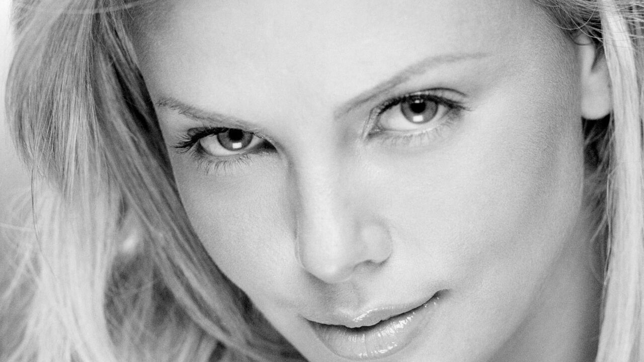 Charlize Theron 08