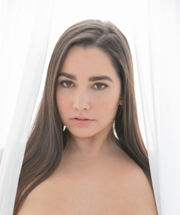 Karlee Grey 40