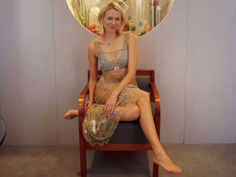 Naomi Watts 09